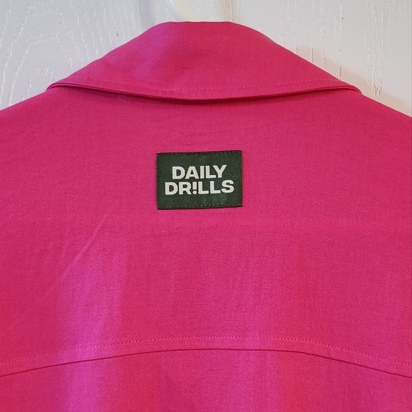 Daily Drills Linen Resort Top‎ - Picture 5 of 9